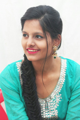 Megha Rathore - Model in Mumbai | www.dazzlerr.com