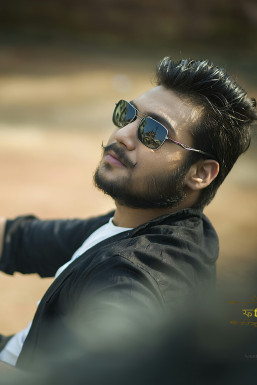 Aniket Mishra - Model in Mumbai | www.dazzlerr.com