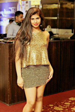 Abisha Singh Sidhu - Model in Mumbai | www.dazzlerr.com
