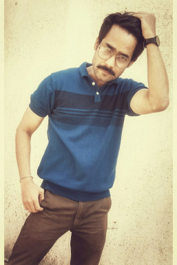 Viraj Gaur - Actor in Mumbai | www.dazzlerr.com