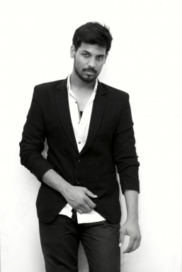 Rajat Raj - Model in Mumbai | www.dazzlerr.com