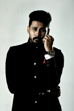 Divyesh Limbani - Model in Mumbai | www.dazzlerr.com