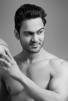 Vishal Singh Khichi - Model in Mumbai | www.dazzlerr.com