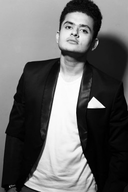 Yash Sharma - Model in Mumbai | www.dazzlerr.com