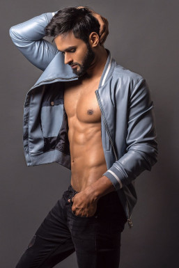 Shubham Mantri - Model in Mumbai | www.dazzlerr.com