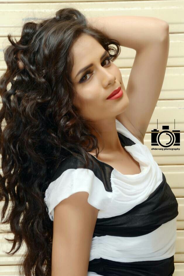 Farah Khan, Model In Mumbai - Maharashtra | Dazzlerr - Connecting Talent