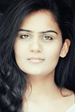 Pratima Yadav - Model in Mumbai | www.dazzlerr.com