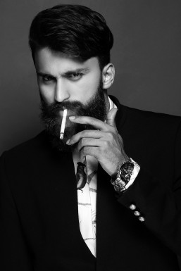 Sikandar Naik - Model in Mumbai | www.dazzlerr.com