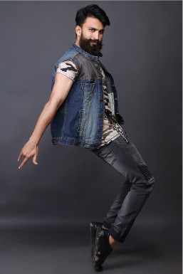 Sikandar Naik - Model in Mumbai | www.dazzlerr.com