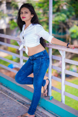 Prerana Agrawal - Model in Mumbai | www.dazzlerr.com