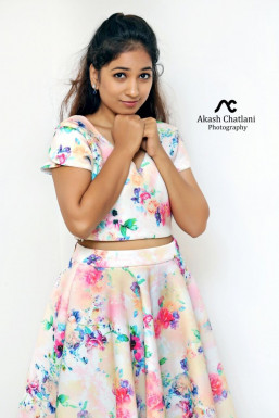 Manisha Dodle - Model in Mumbai | www.dazzlerr.com