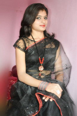 Minakshi Sadashiv Tak - Model in Mumbai | www.dazzlerr.com