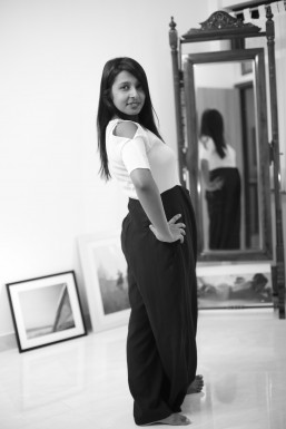 Abira Dasthakur - Model in Mumbai | www.dazzlerr.com