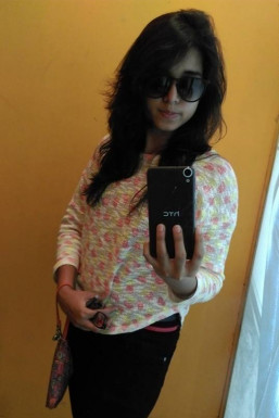 Shruti Bajpai - Model in Mumbai | www.dazzlerr.com