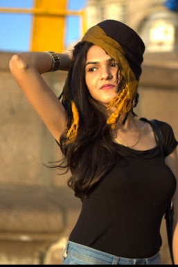 Abhilasha Singh - Model in Mumbai | www.dazzlerr.com