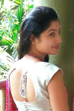 Shalini Dubey - Model in Mumbai | www.dazzlerr.com