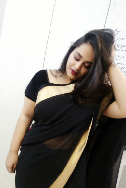 Kiran Bhatia - Model in Mumbai | www.dazzlerr.com