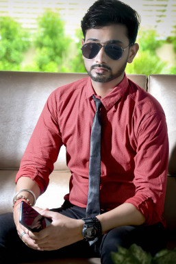 Vivek Rajak - Model in Sagar Cantt. | www.dazzlerr.com