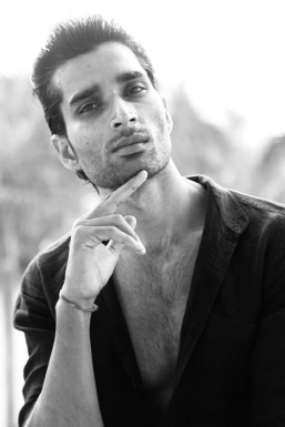 Ashok Rathore - Model in Mumbai | www.dazzlerr.com
