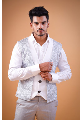 Satish Tiwari - Model in Surat | www.dazzlerr.com