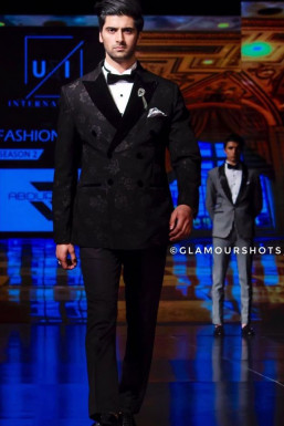 Umaid Khan - Model in Delhi | www.dazzlerr.com