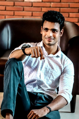 Avinash Jha - Model in S.A.S. Nagar (Mohali) | www.dazzlerr.com