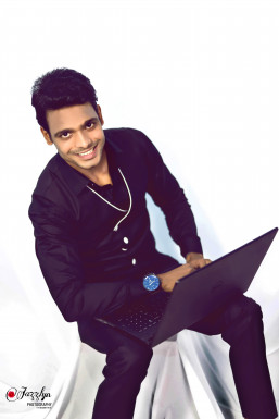 Avinash Jha - Model in S.A.S. Nagar (Mohali) | www.dazzlerr.com