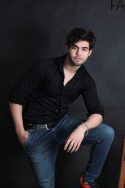 Depain Baweja - Model in Ludhiana | www.dazzlerr.com