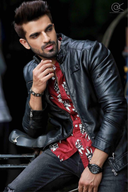 Afhghgjg - Model in New Delhi | www.dazzlerr.com