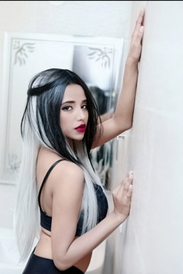 Elsie Kashyap - Model in Delhi | www.dazzlerr.com
