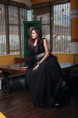 Deepmala Malhotra - Model in Delhi | www.dazzlerr.com