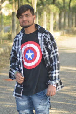 Shubham Pal - Actor in Moradabad | www.dazzlerr.com