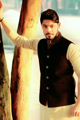 Vipin Tariyal - Model in Delhi | www.dazzlerr.com