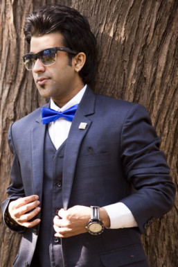 Mohit Sharma - Actor in Chandigarh | www.dazzlerr.com