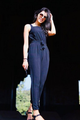 Sonika Singh - Model in Delhi | www.dazzlerr.com
