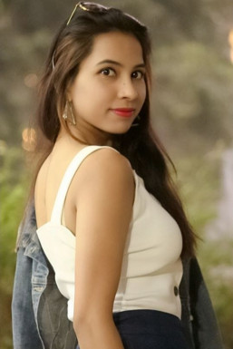 Bhawna Chou - Actor in Delhi | www.dazzlerr.com