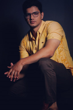 Siddharth Kurichh - Model in Delhi | www.dazzlerr.com