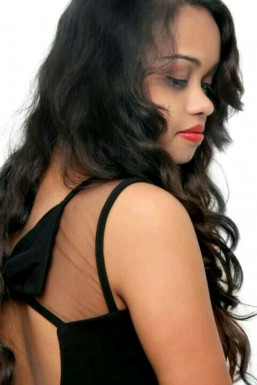 Chanchal Dewangan - Model in Bhilai Charoda | www.dazzlerr.com