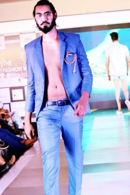 Waseem Ali Shah - Model in Delhi | www.dazzlerr.com