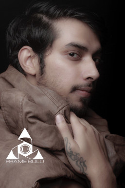 Himanshu Gupta - Model in Navi Mumbai | www.dazzlerr.com