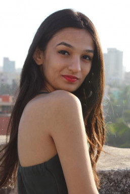 Jyoti Hingorani - Model in Mumbai | www.dazzlerr.com