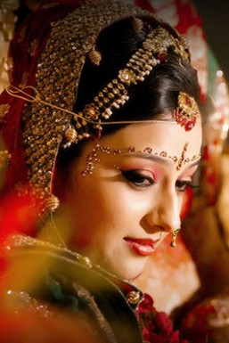 Zplus Wedding - Photographer in Noida | www.dazzlerr.com