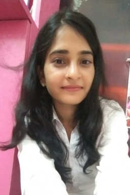 Punam Sharma - Makeup Artist in Delhi Cantt. | www.dazzlerr.com