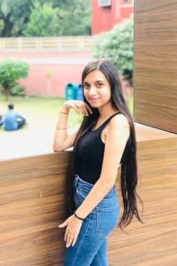 Sidak Kaur - Model in Chandigarh | www.dazzlerr.com