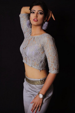Kimaya Kalra - Model in Mumbai | www.dazzlerr.com