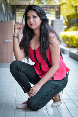 Depika Jha - Singer in Pune | www.dazzlerr.com