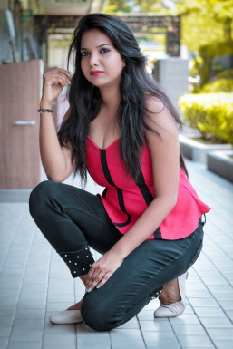 Depika Jha - Singer in Pune | www.dazzlerr.com