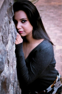 Depika Jha - Singer in Pune | www.dazzlerr.com