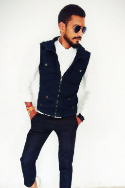 Pawan Patidar - Model in -Select- | www.dazzlerr.com