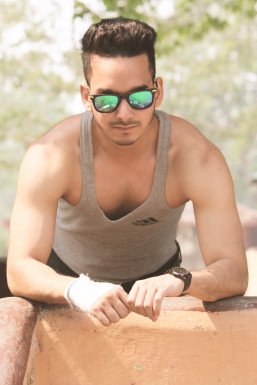 Jitender Singh - Model in Mumbai | www.dazzlerr.com